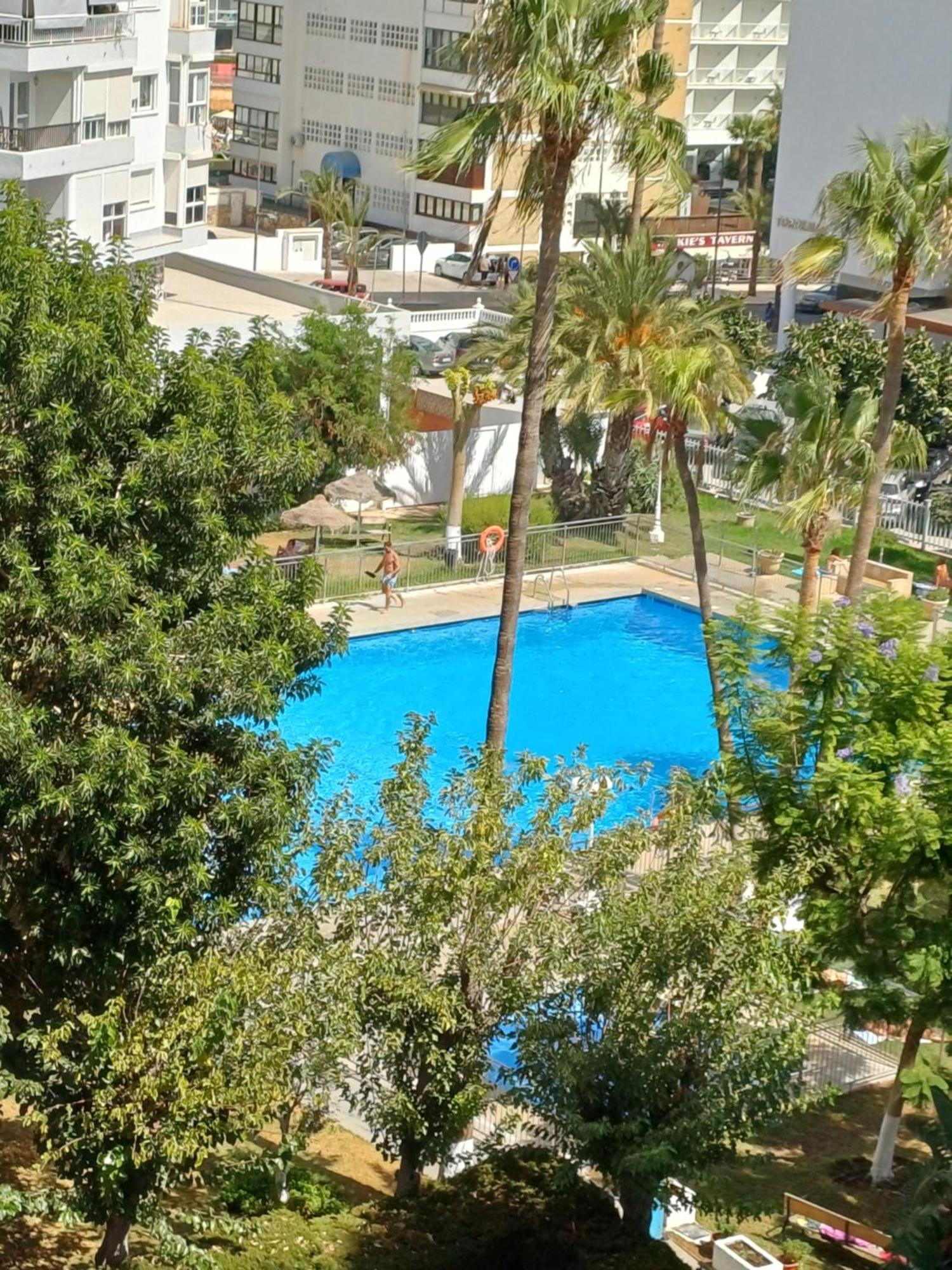 Luminoso Estudio Muy Cerca De La Playa Lägenhet Benalmádena Exteriör bild